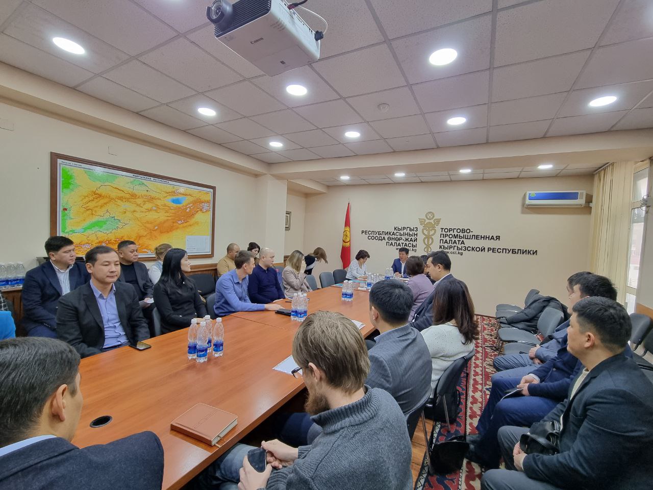  2023-жылдын январь айында 48 ишкердик субъекти Соода-өнөр жай палатасынын мүчөсү болду 