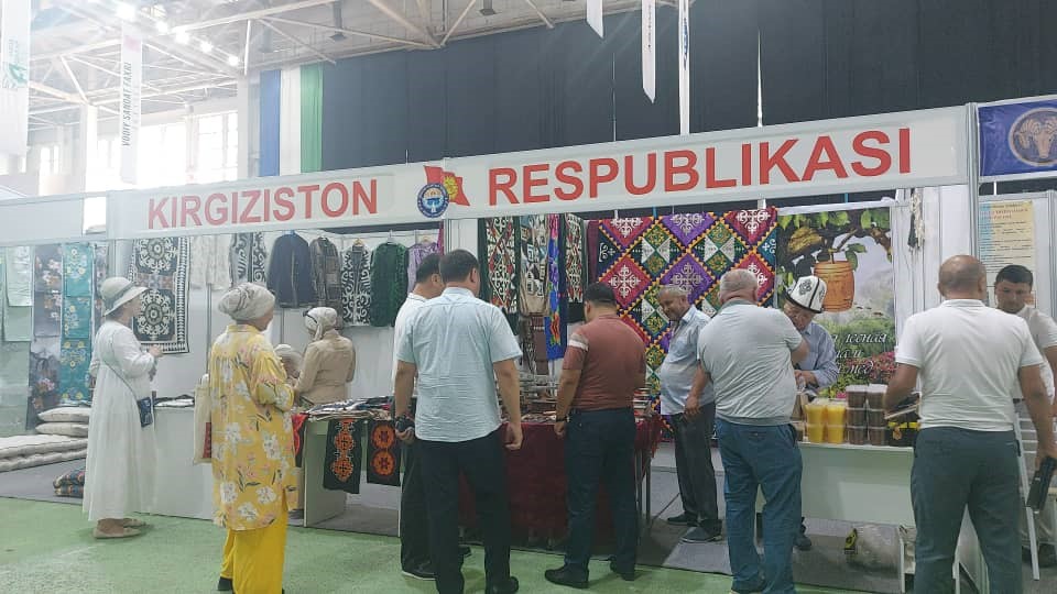 Өзбекстандагы жарманке-көргөзмөгө Кыргызстандан 6 ири компания катышты. 