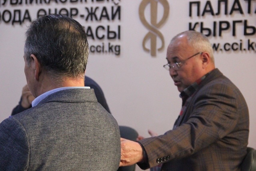 Бүгүн КРнын СӨПнүн Агро-өнөр жай комплекси жана кайра иштетүү өнөр-жайы боюнча Комитети тармактагы көйгөйлөргө карата сунуштарын берди