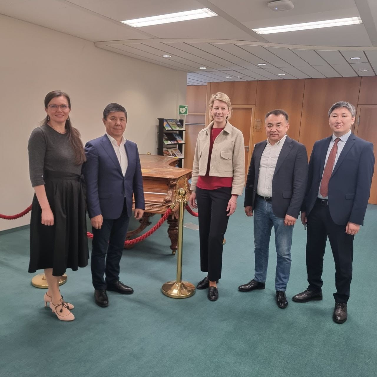 DLG Holding GmbH жана Кыргыз Республикасынын Соода-өнөр жай палатасы 2023-жылы Ысык-Көлдө Европа жана Кытайдан келген эксперттерди тартуу менен бизнес-форум өткөрүүнү макулдашты.