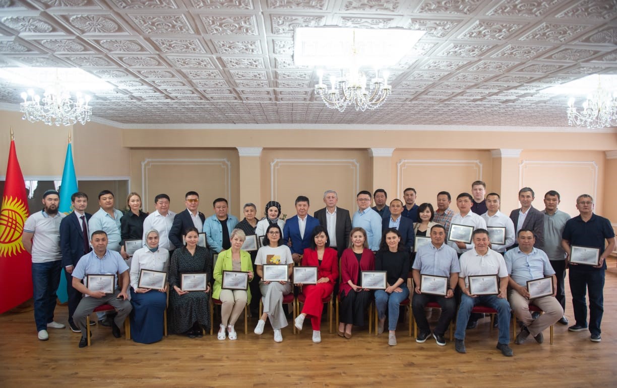 КРнын Соода-өнөр жай палатасынын мүчөлөрүнүн санынын өсүшү: бизнес чөйрөсүнө дагы 57 бизнесмен кошулду